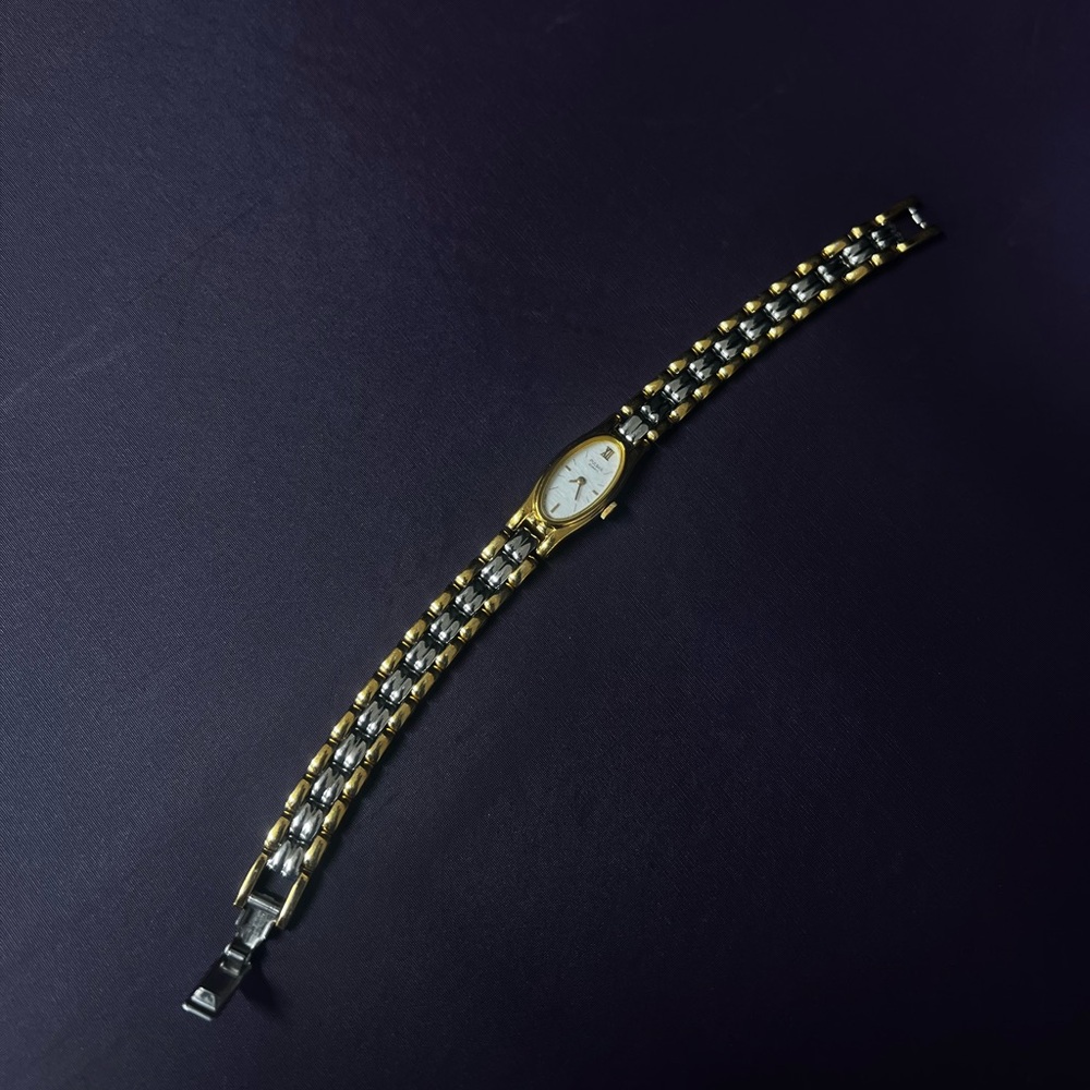 Vintage Pulsar Watch Women 12mm V220-6190 two toned
